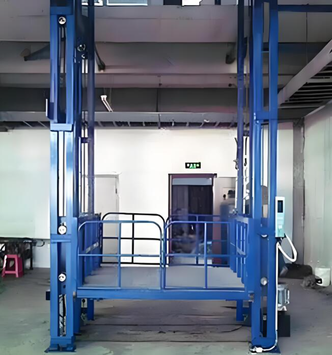 漠河导轨式升降货梯